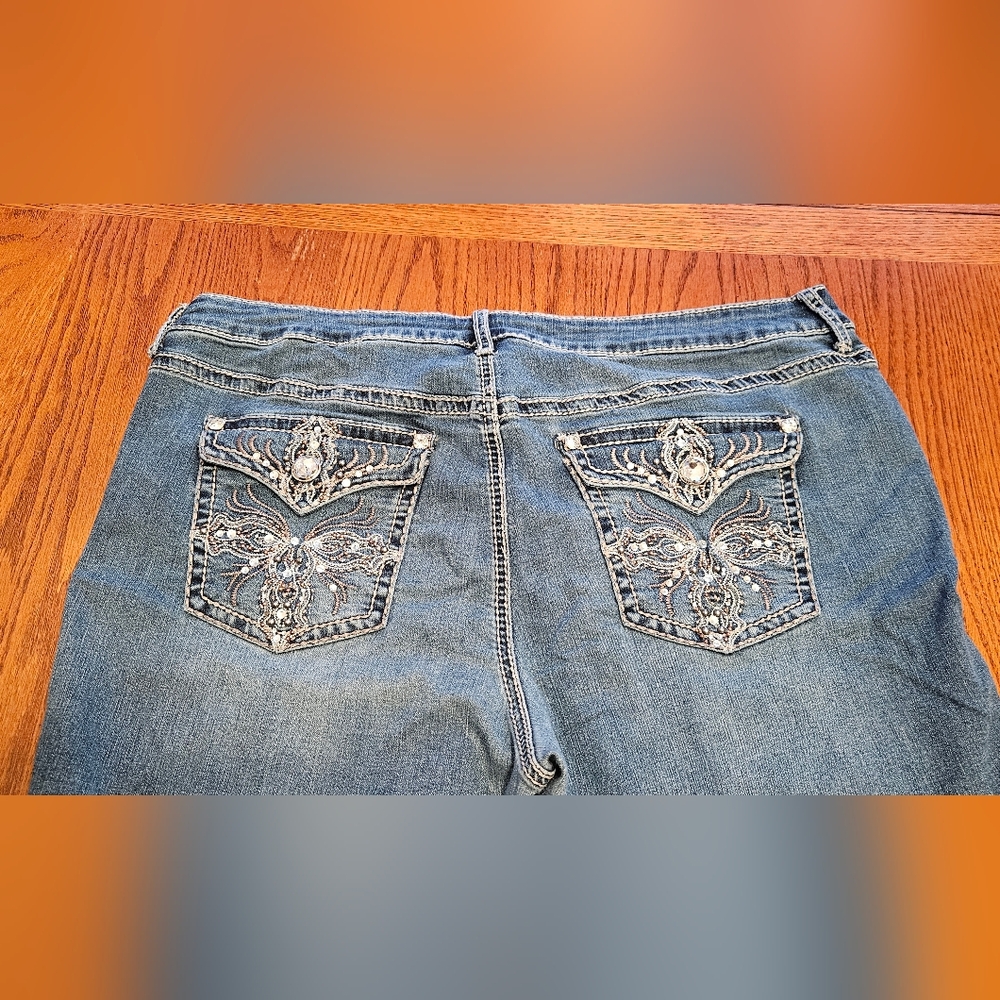 Apt. 9 Women's Blue Jeans With Bedazzled Pockets 18W - Picture 3 of 4